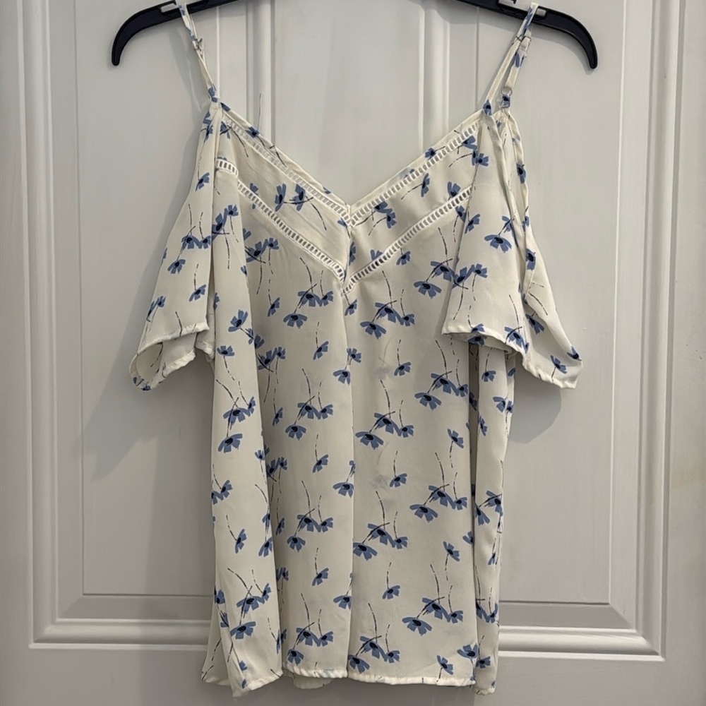 Sienna Sky White Blue Floral Lace V Neck Cold Shoulder Cami Blouse Small S